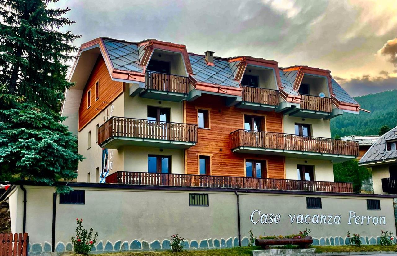 Case Vacanza Perron Oulx Exterior foto